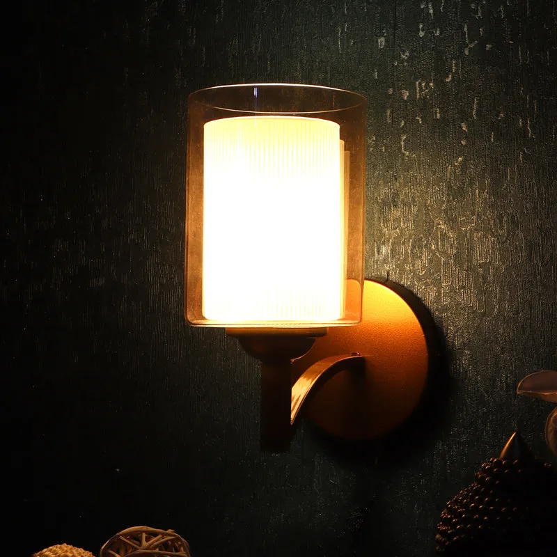Glisna Iron Wall Lamp media 4