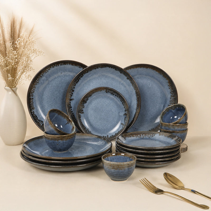 Eighteen Piece Set