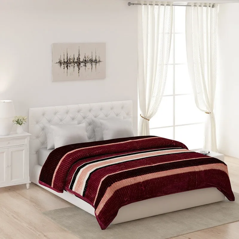 Monte Carlo Crimson Stripes Blanket - 800 GSM media 1