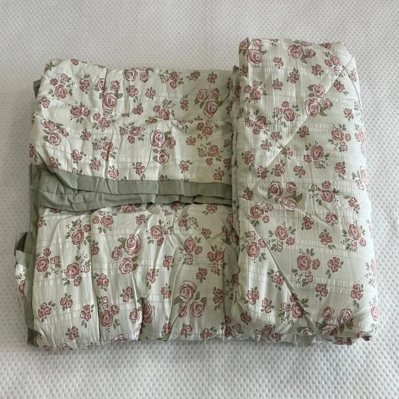 Fleuris Cotton Comforters (White,Grey) - 350 GSM media 7