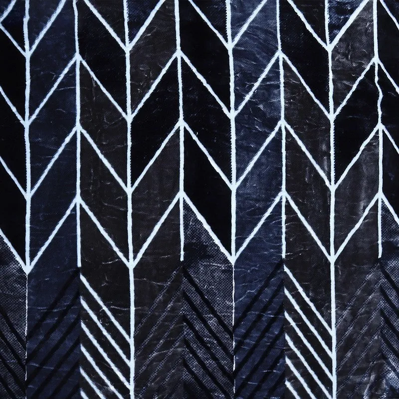 Monte Carlo Midnight Mirage Blanket - 850 GSM media 7