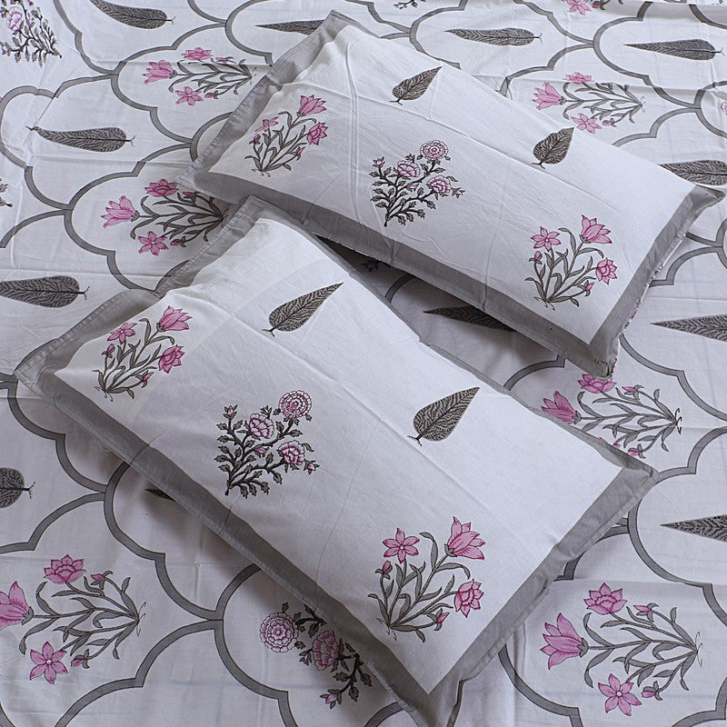 RiwaayatWhite Handblock Printed Cotton Bedsheet (Brown) - 400 TC media 4