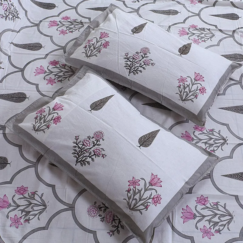 RiwaayatWhite Handblock Printed Cotton Bedsheet (Brown) - 400 TC media 4