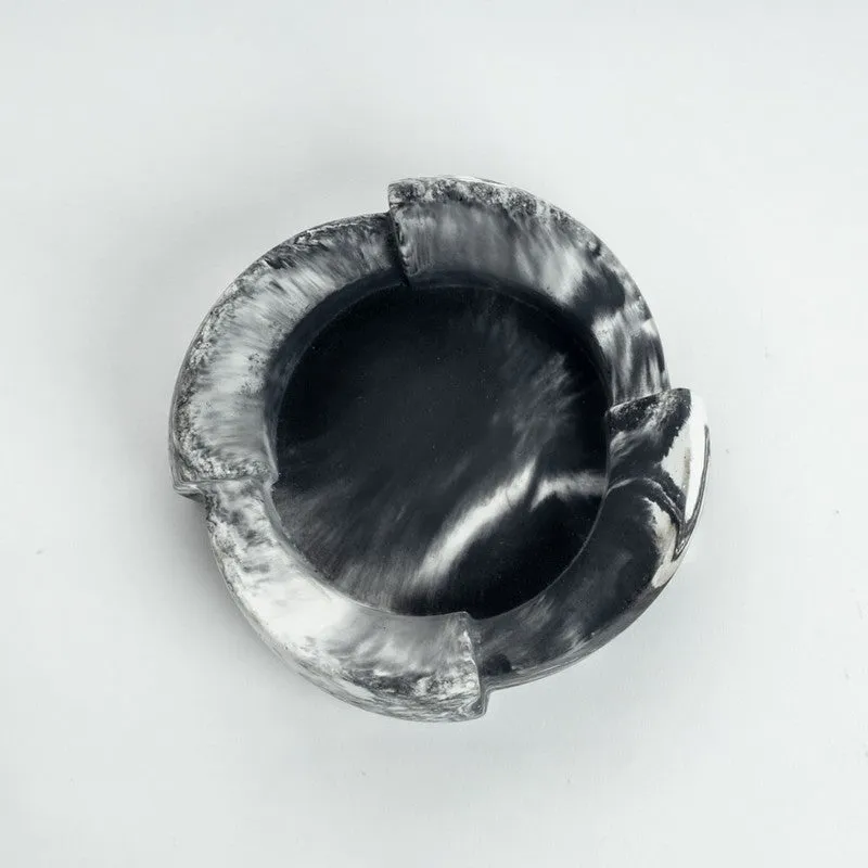 Mana Disc Ash Tray - Black media 3
