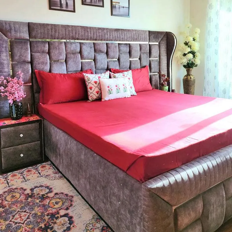 Caressence Solid Cotton Bedsheet (Red) - 300 TC media 5