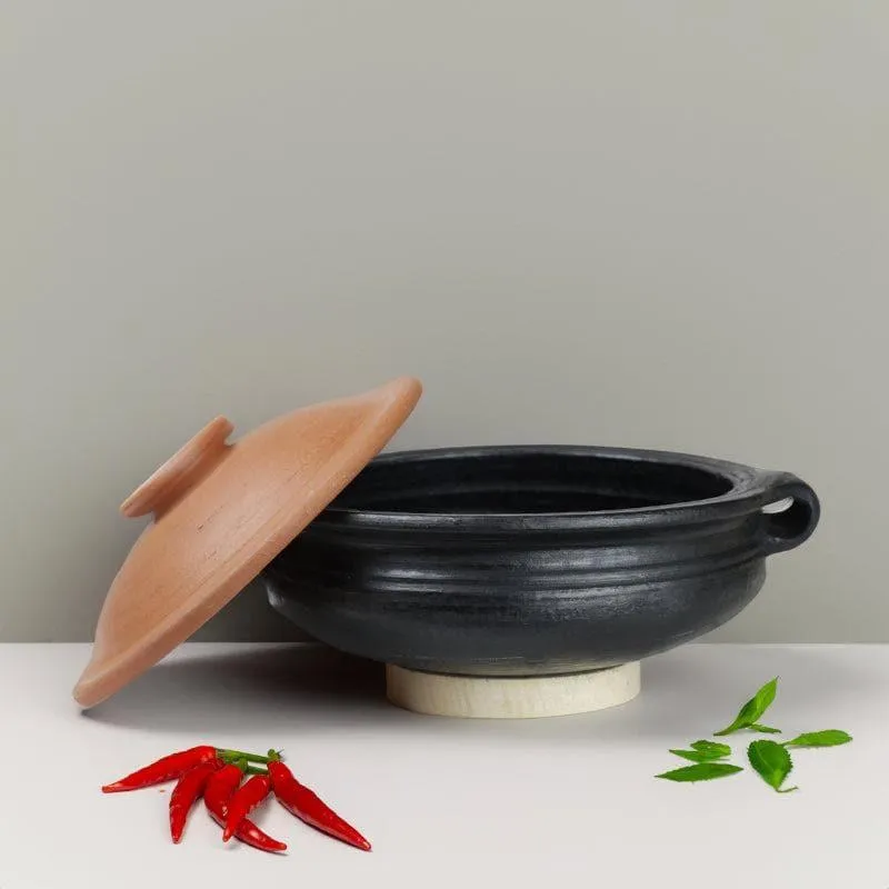 Dilaab Urali Clay Pot With Lid Black 1000 mL / 8 Inches media 3