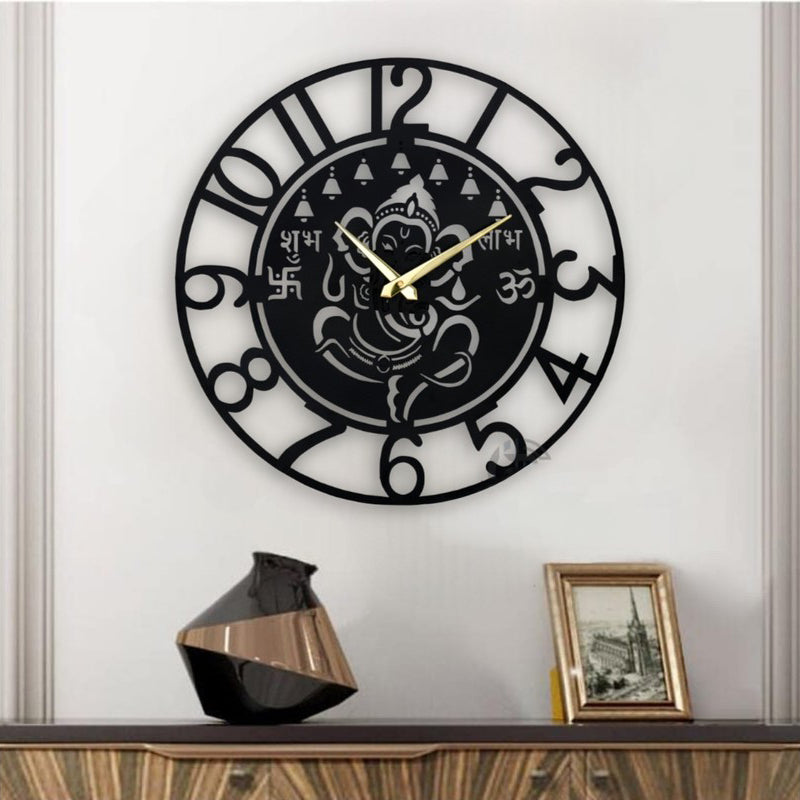 Silver Silent Wall Clock - Black