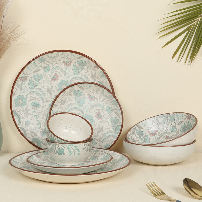 Eight Piece Set