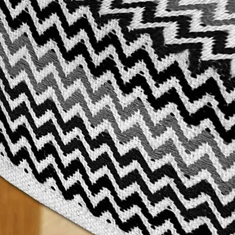 Zebra Peaks Chevron Cotton Table Runner media 5