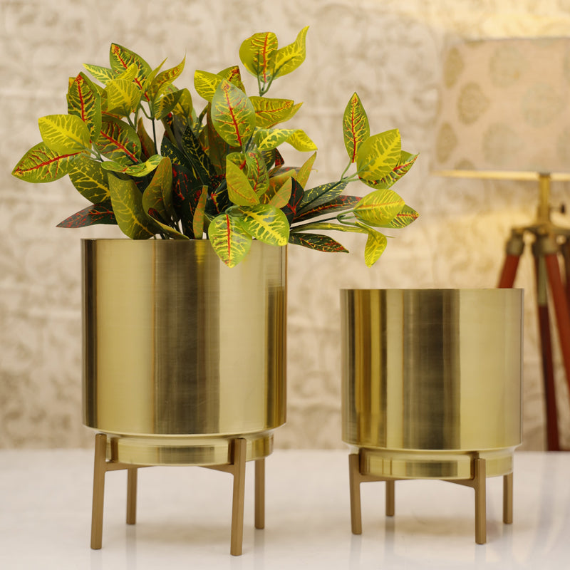 Vida Ember Planter (Gold) - Set Of Two media 3