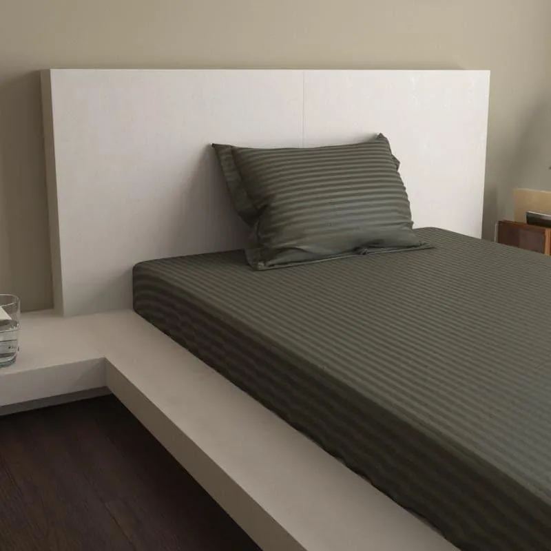 Lush Lavish Solid Cotton Bedsheet (Grey) - 400 TC media 5