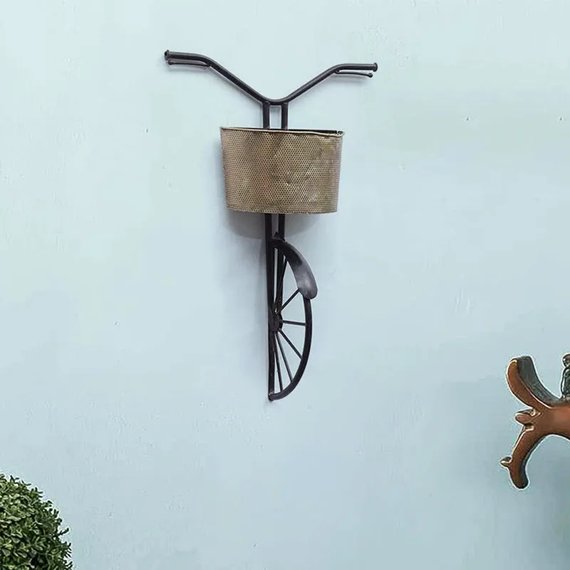 Latchis Wall Hook media 1