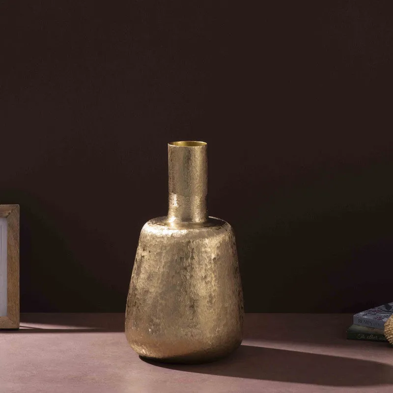 Antiqua II Metal Vase media 3