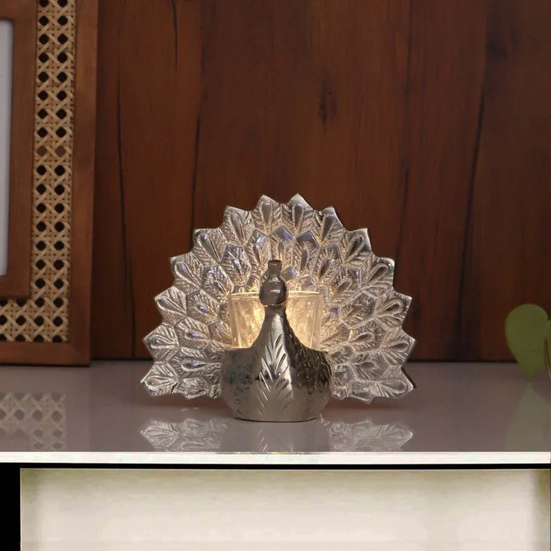 Golden Grace Tealight Holder media 3