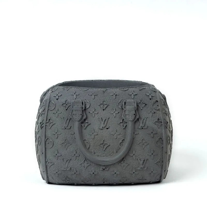 Lorga Bag Showpiece media 4