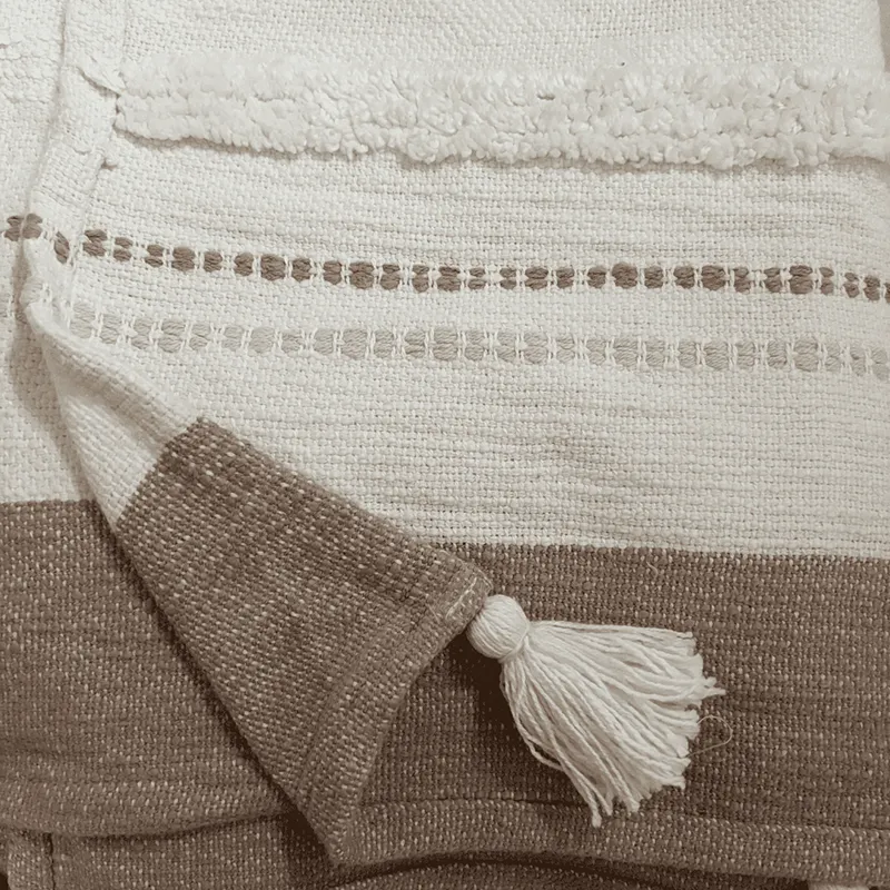 Dune Weave Tufted Throw media 3