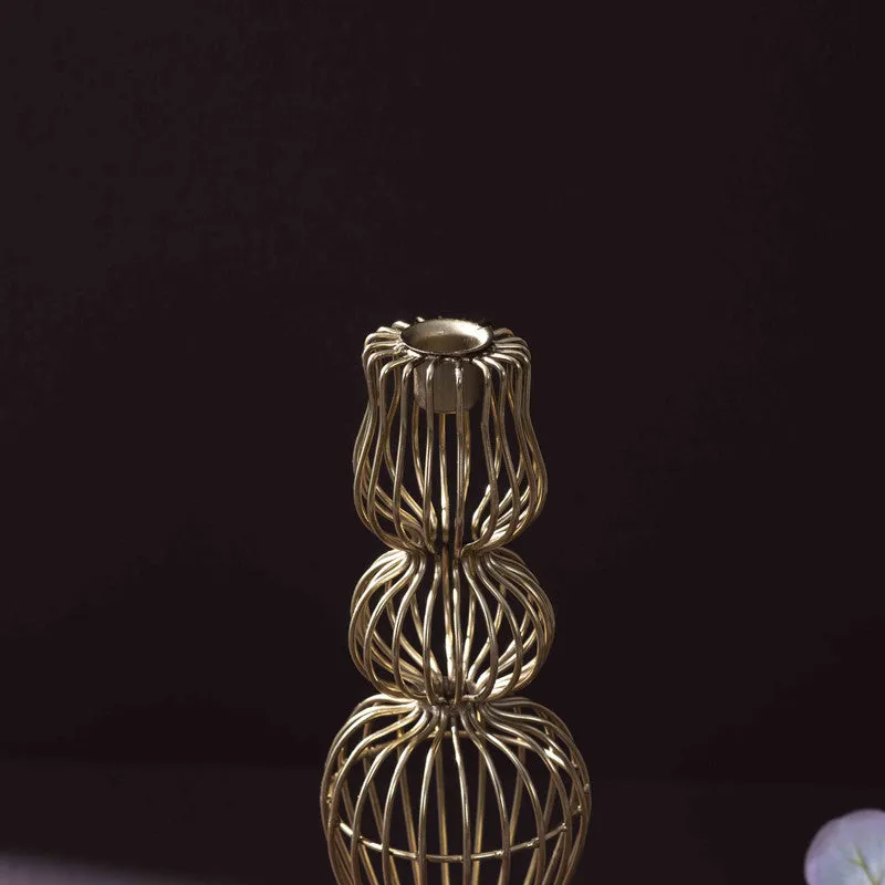 Twist Curve Candle Holder - Gold media 4