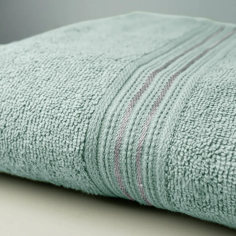 Micro Cotton LuxeDry Solid Bath Towel - Sea Blue media 4