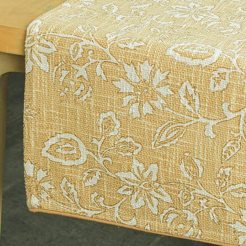 Willow Petal Cotton Table Runner - Beige media 3