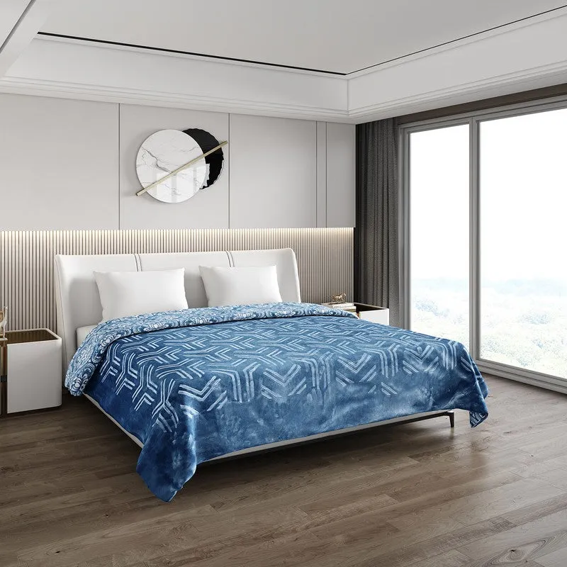Monte Carlo Crimson Dreamscape Blanket (Blue)- 800 GSM media 1