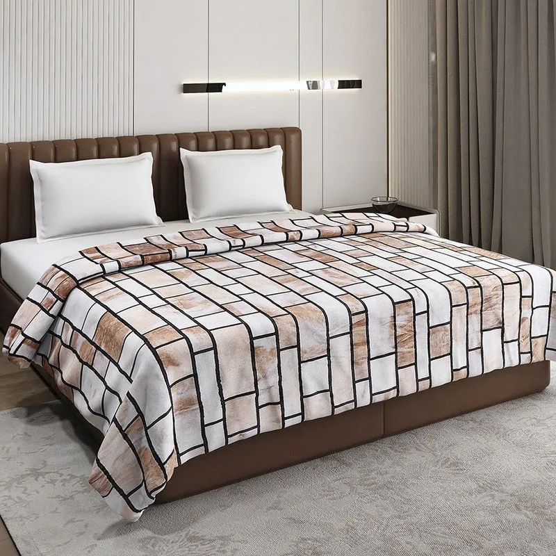 Monte Carlo Strivox Linear Block Polyester Blanket (Brown) - 300 GSM media 1
