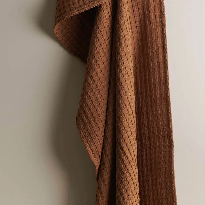 Beehive Bamboo Textured Waffle Bath Towel - Brown media 3