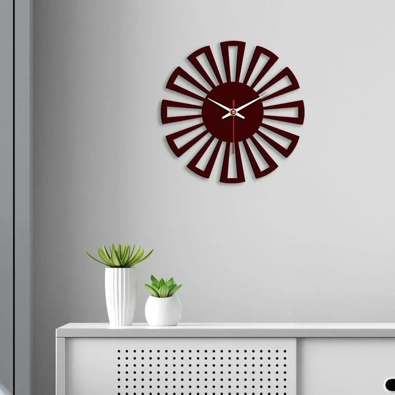 Wagon Wheel Wooden Wall Clock media 5