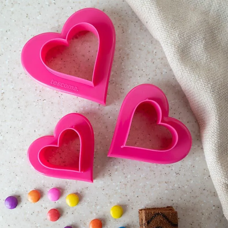 Dough Dip Cookie Cutter (Pink) - Set Of Six media 3