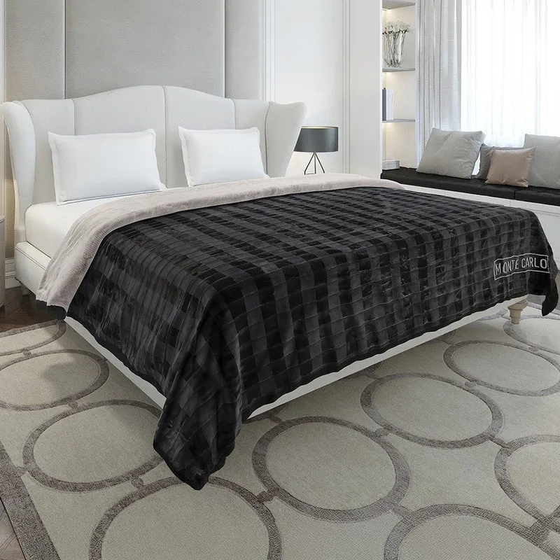 Monte Carlo Midnight Luxe Blanket - 720 GSM media 1