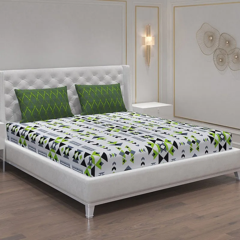 Monte Carlo Magique Angle Cotton Bedsheet (White,Green) - 104 TC media 1