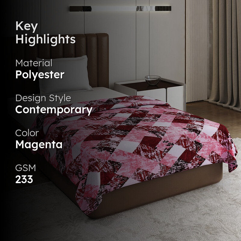 Monte Carlo Rosavera Geometric Print Polyester Blanket (Magenta) - 233 GSM media 2