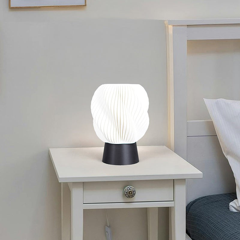 Flora Beam 3D Printed Table Lamp - White,Black media 4