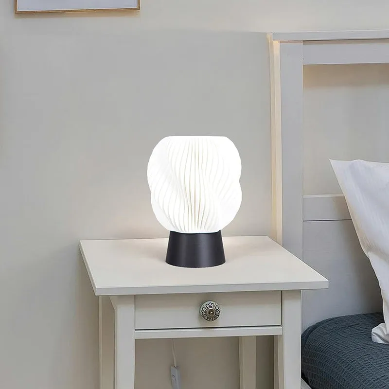Flora Beam 3D Printed Table Lamp - White,Black media 4