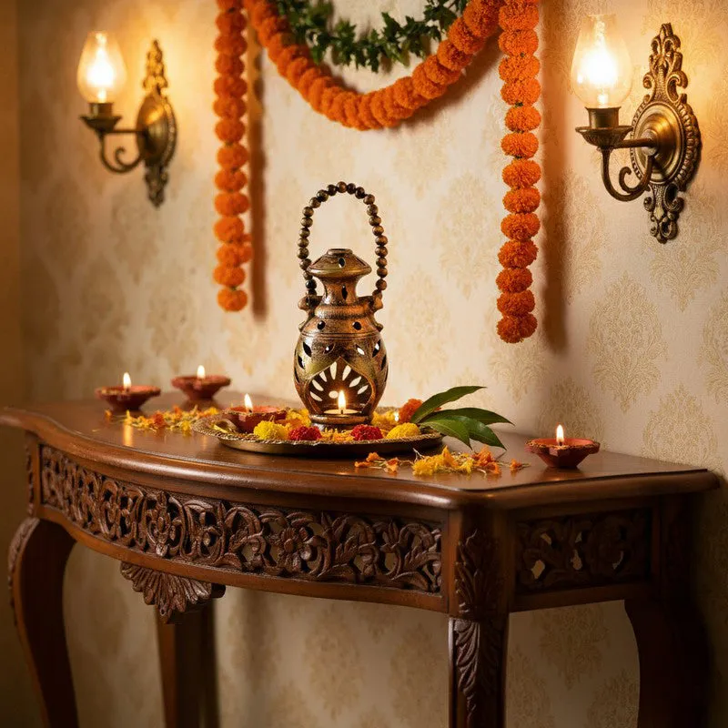 Midnight Scroll Tealight Holder media 6