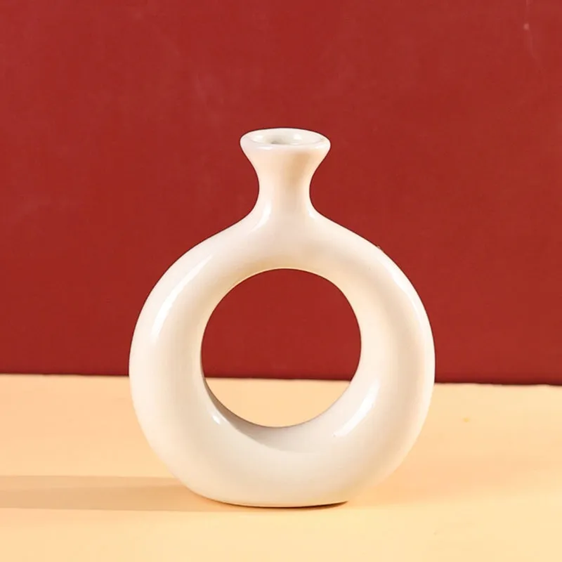 Edgardo Ceramic Vase - White media 3