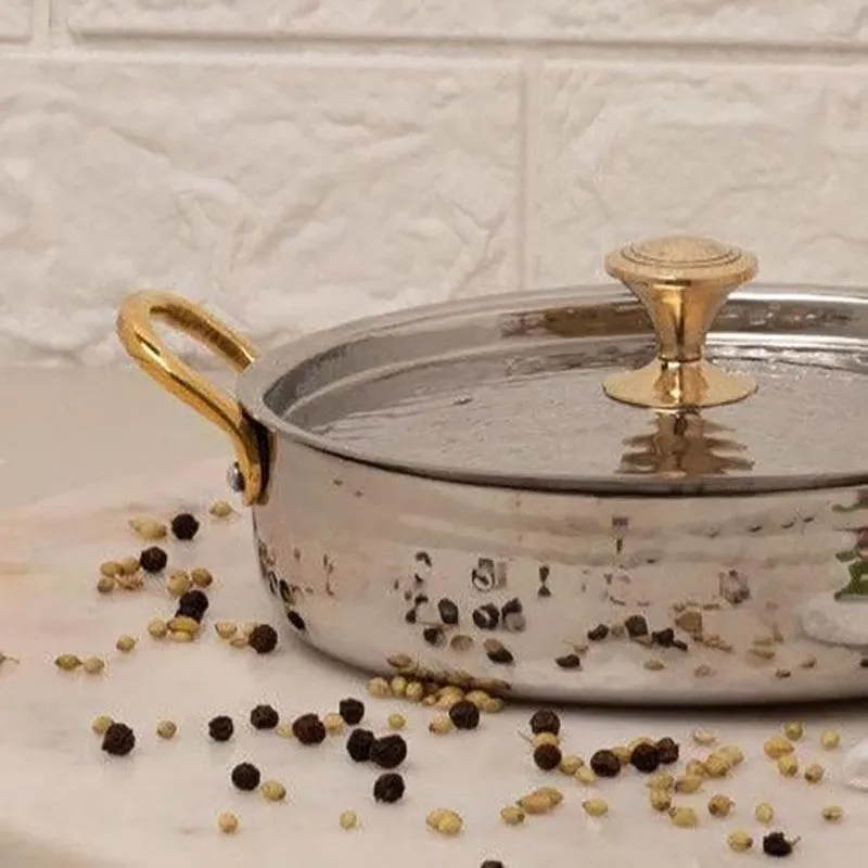 Vintage Charm Hammered Oval Serving Pot - 600 ML media 4