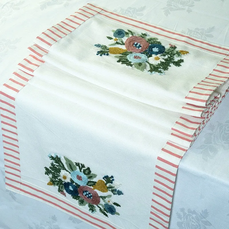 Bloom Vista Cotton Table Runner media 3