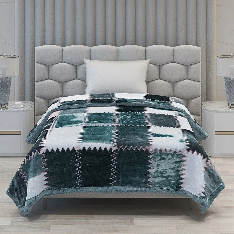 Monte Carlo Serene Slumber Blanket - 994 GSM media 3