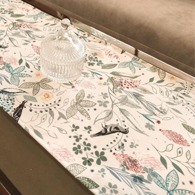 Unovia Poly Canvas Table Runner media 4