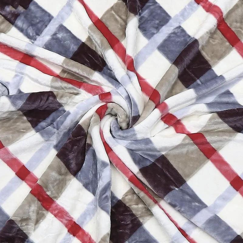 Monte Carlo Chic Harmony Blanket - 553 GSM media 7