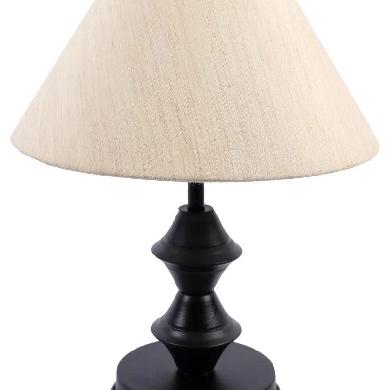 Sadeira Griifeth Fabric Table Lamp - White,Black media 4
