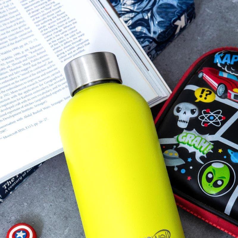 Steel Elegance Elixir Bottle (675 mL) - Lime Green media 3