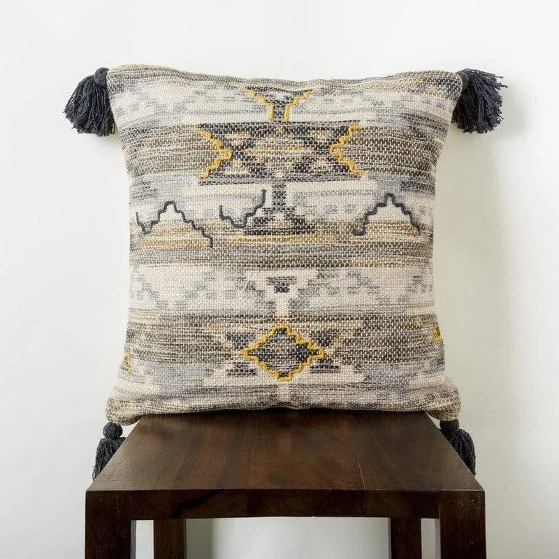 Evyline Cushion Cover media 1