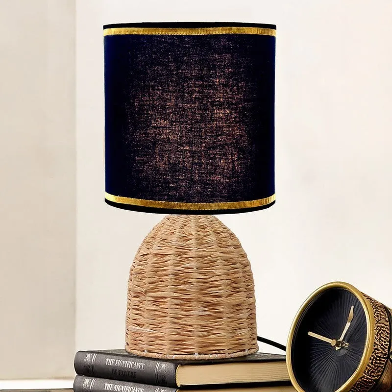 RadianceLuxe Chic Table Lamp - Black media 2