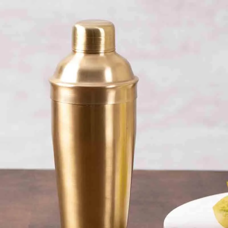 Dove Cocktail Shaker - Gold media 1