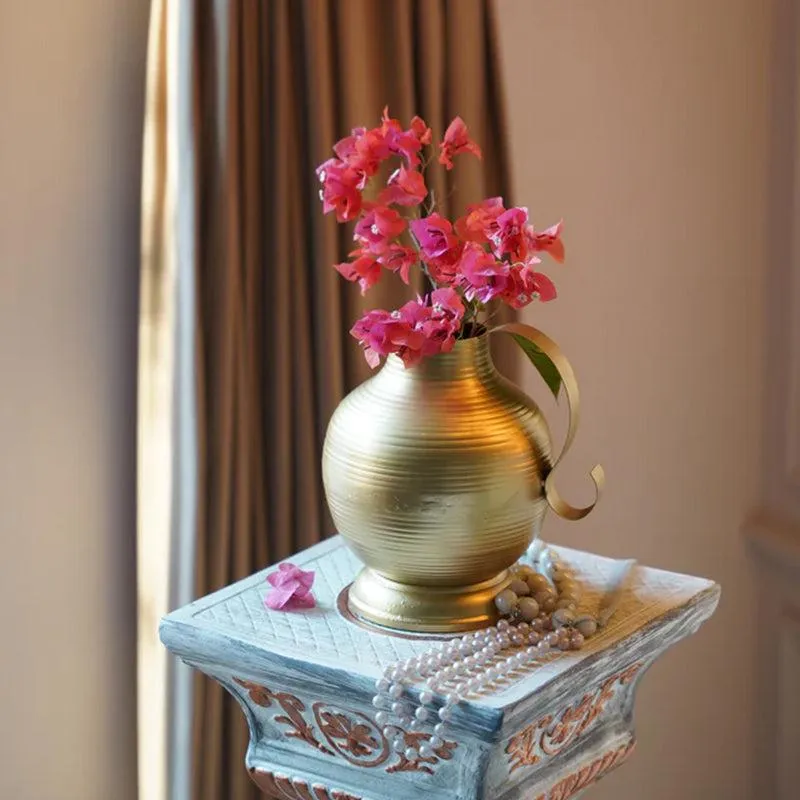 Meerana Jug Vase media 3