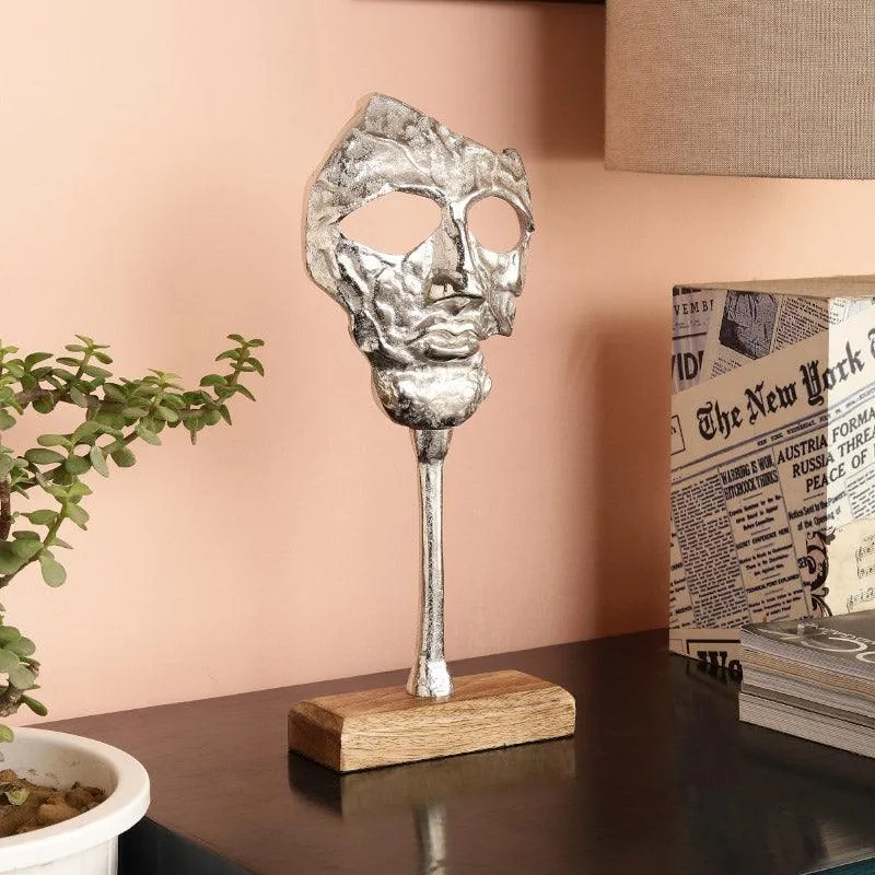 Masque Glare Showpiece - Silver media 1
