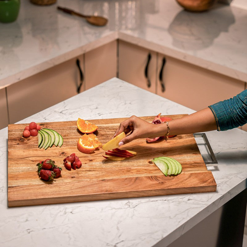 EarthTone Wood Chopping Board media 4