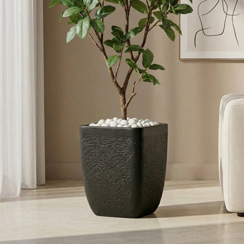 Dhara Floor Planter - Black