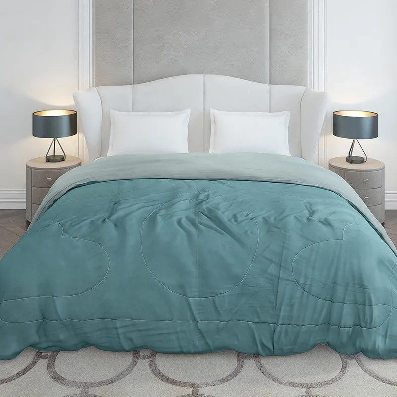 Monte Carlo Softelle Solid Polyester Reversible Comforter (Green & Grey) - 110 GSM media 4
